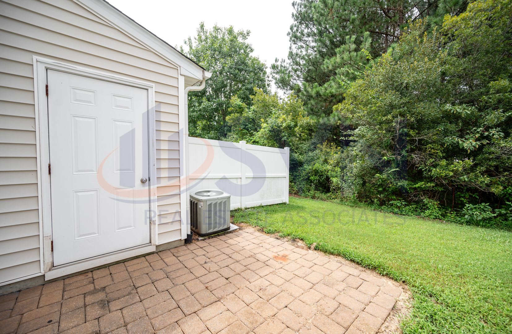 Cozy 2Br 1 5Ba Townhome In Durham Amberlynn Valley Neighborhood – photo 3