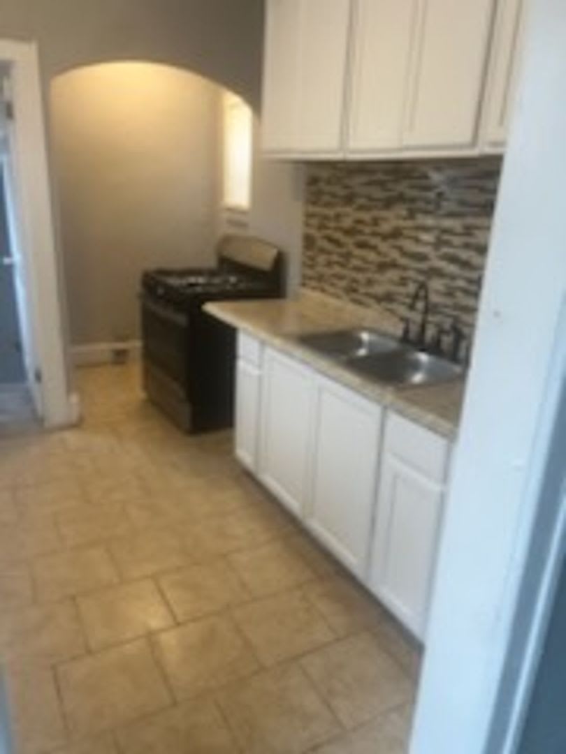 3BR Home in Detroit – photo 5