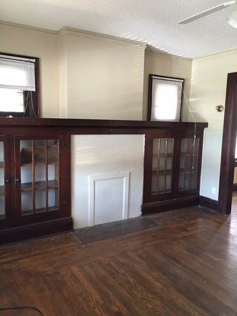 Four Bedroom Home in Charleston – photo 2