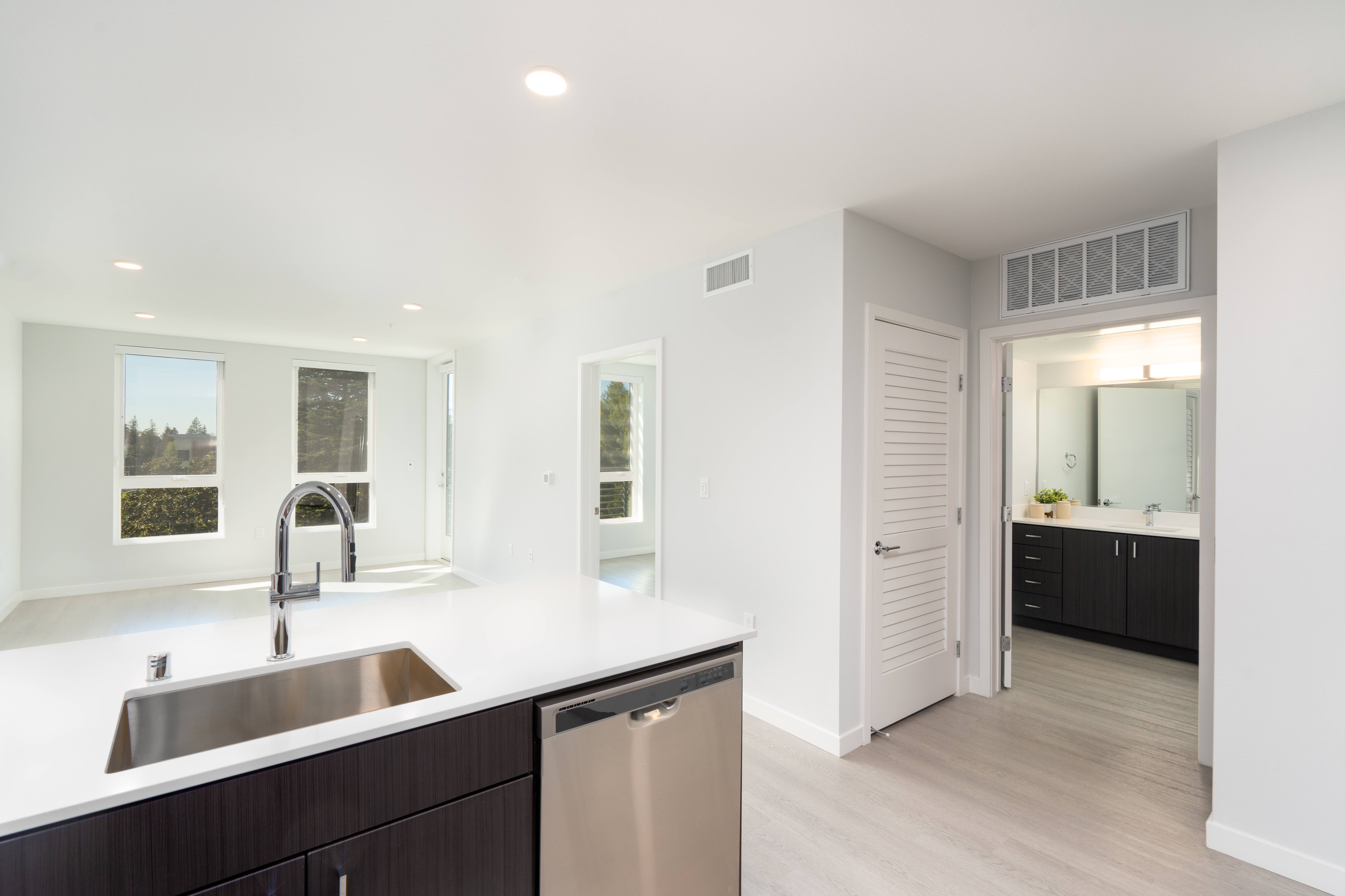 MV Apartments – photo 4