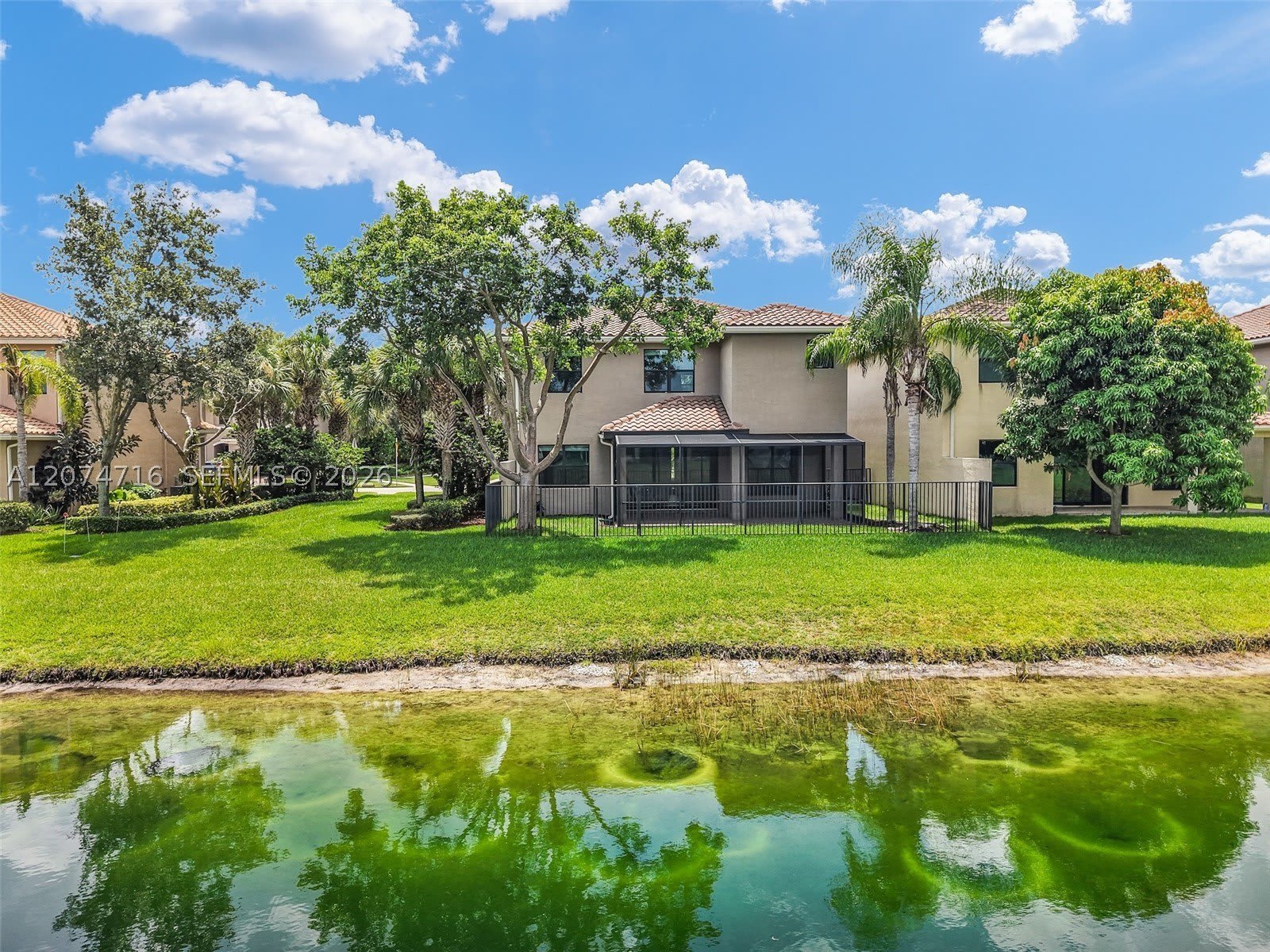 8089 Ironstone Dr – photo 2