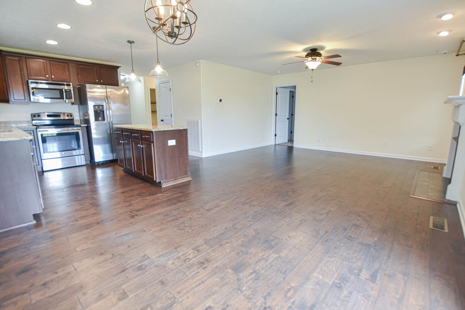 Pet Friendly Four Bedroom! – photo 4