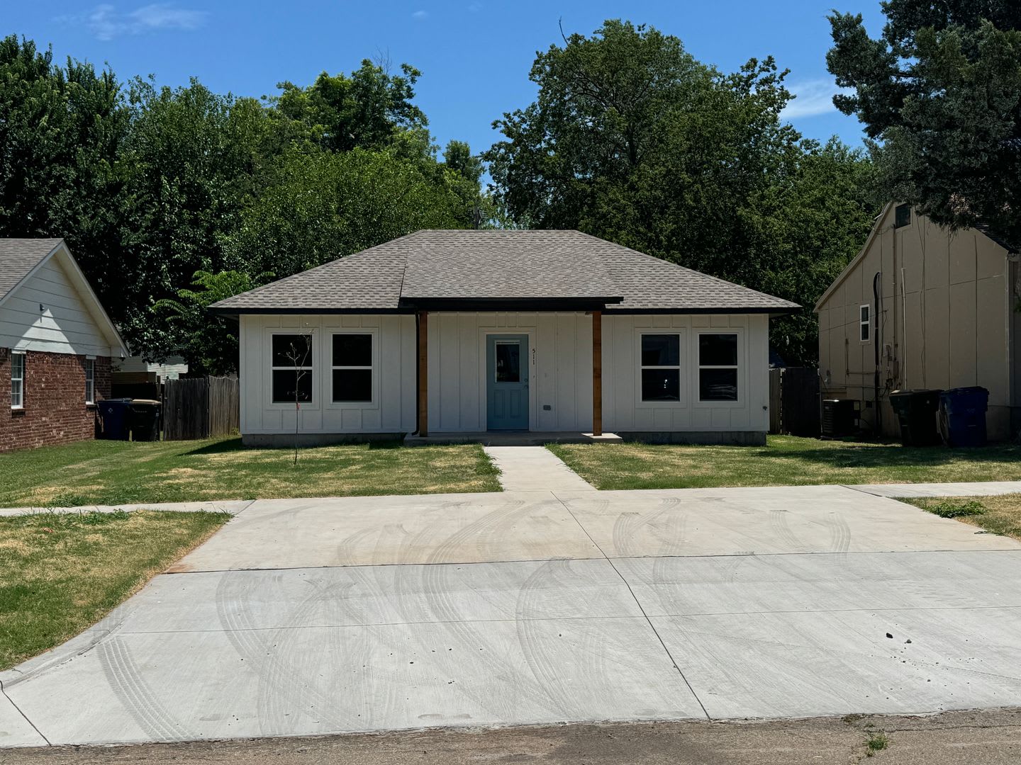 511 S. 6th St – photo 1