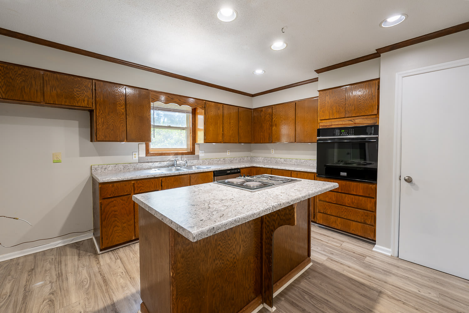 3821 Forest Creek Way – photo 3