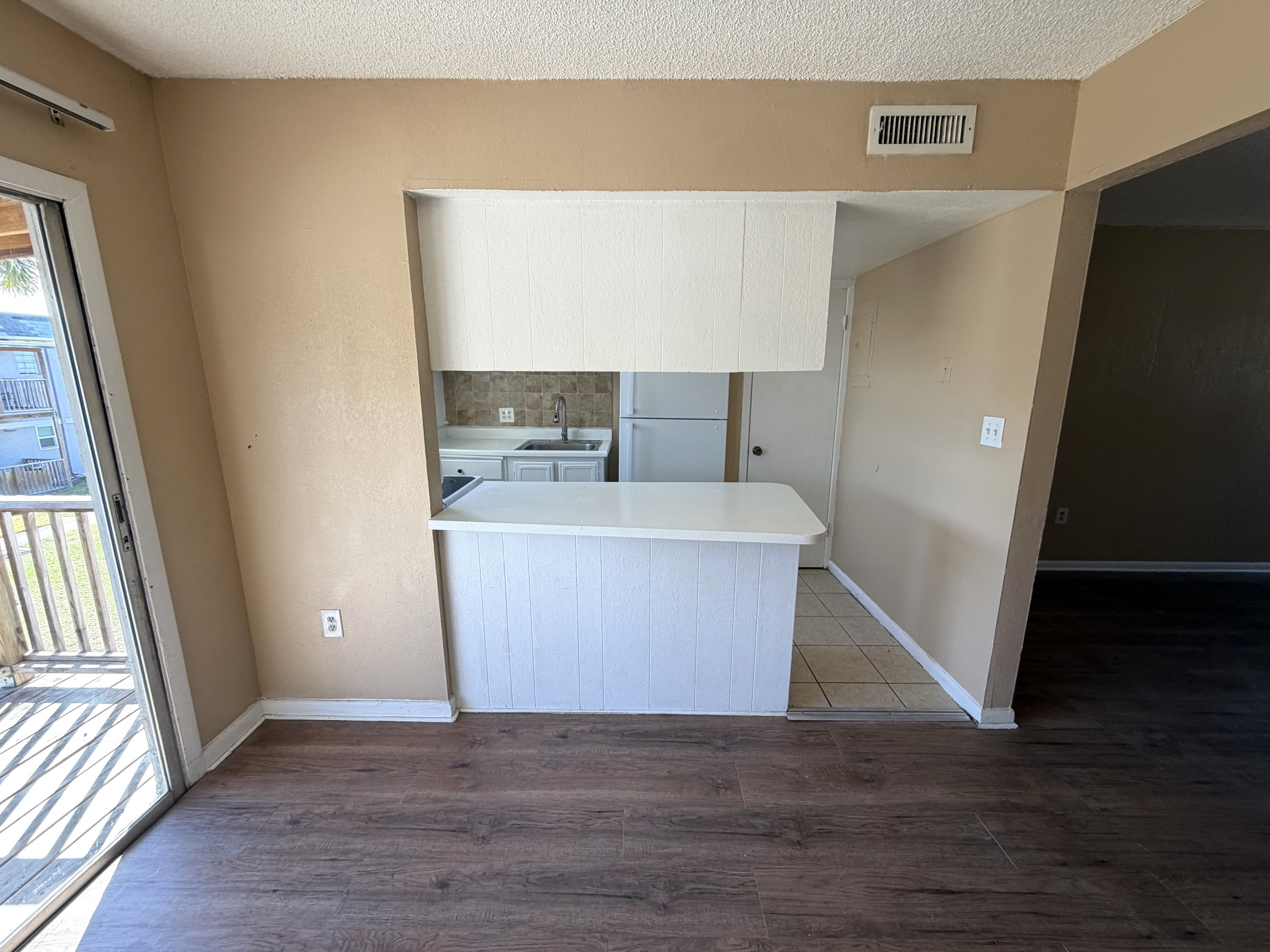 2785 L B Mcleod Road D 1Claims Realtymiamigroup Com – photo 3