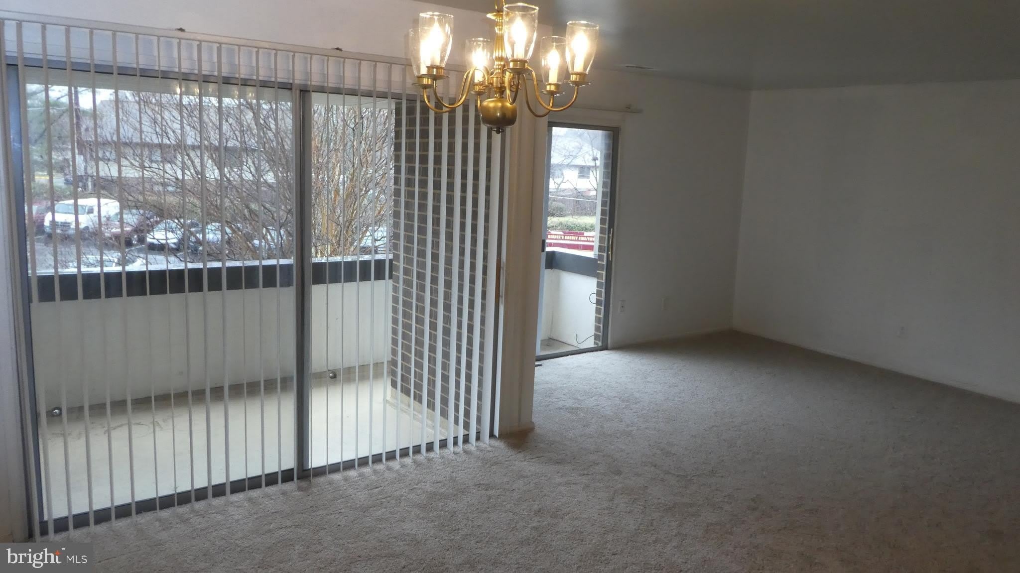 10214 PRINCE Place – photo 3