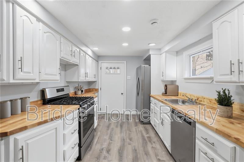228 Sylvan Walk – photo 4