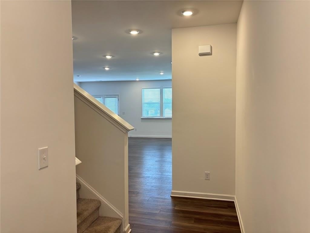 104 Mission Boulevard – photo 2