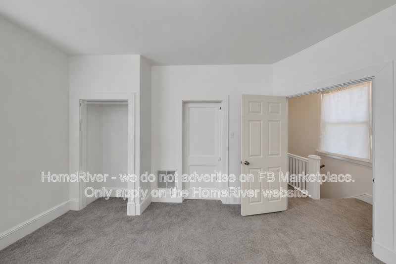 522 Division St – photo 5