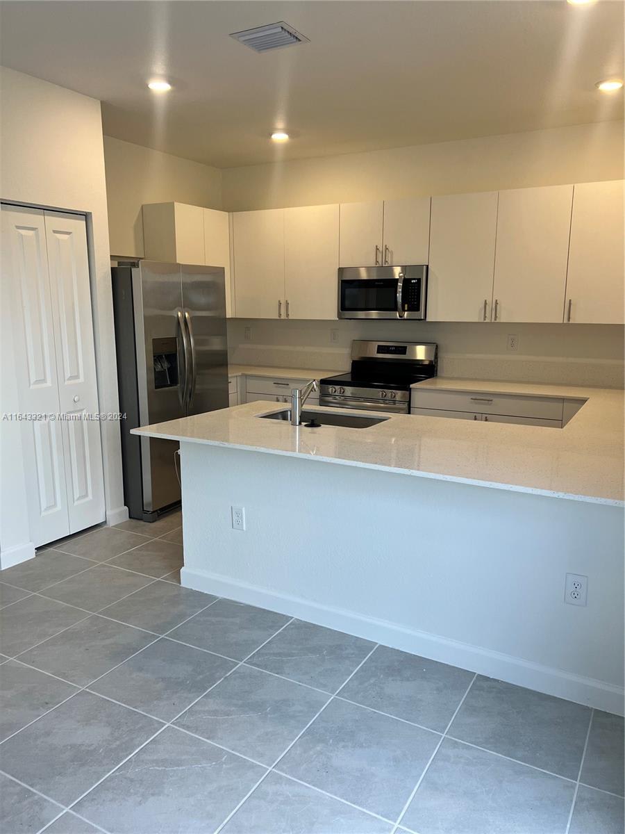 13052 Southwest 232nd Lane – photo 3