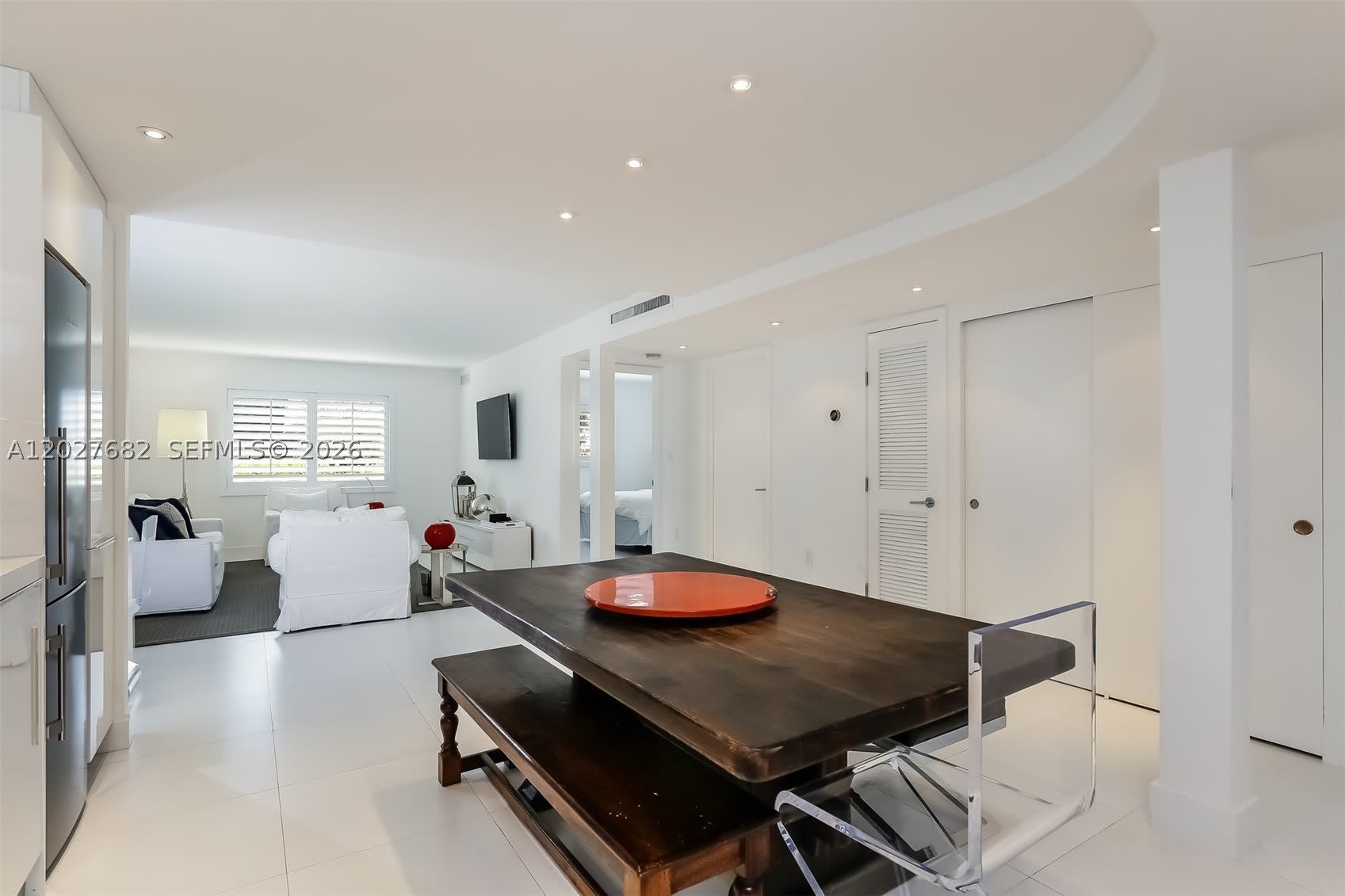 200 Galen Dr – photo 2