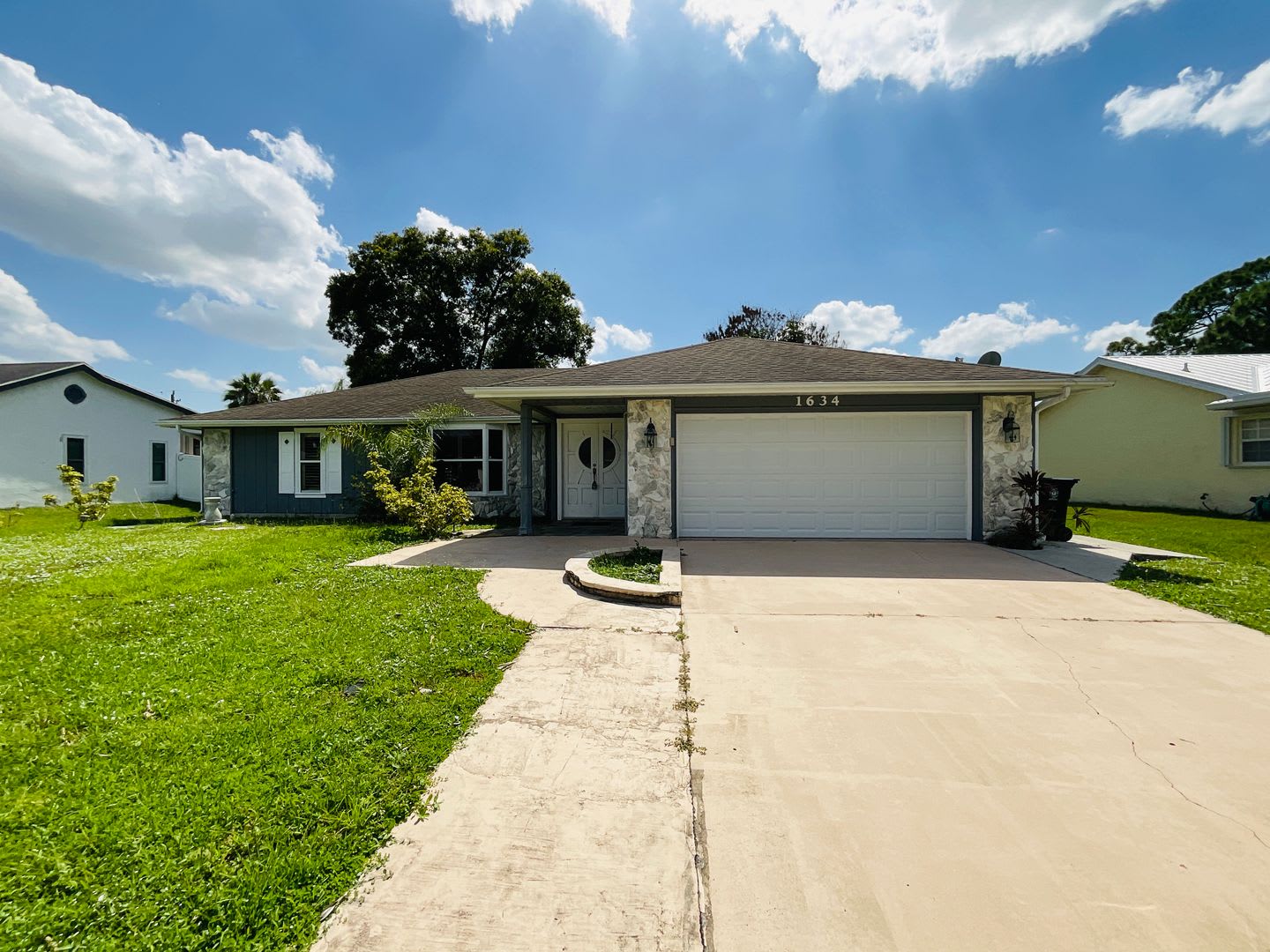 3/2/2 Home Available_Don't miss out! – photo 2