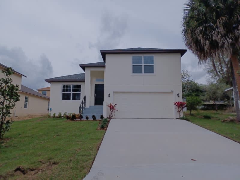 302 S 2nd St – photo 1
