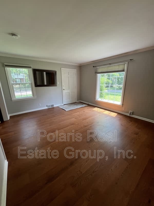 4702 Rookwood Ave – photo 4