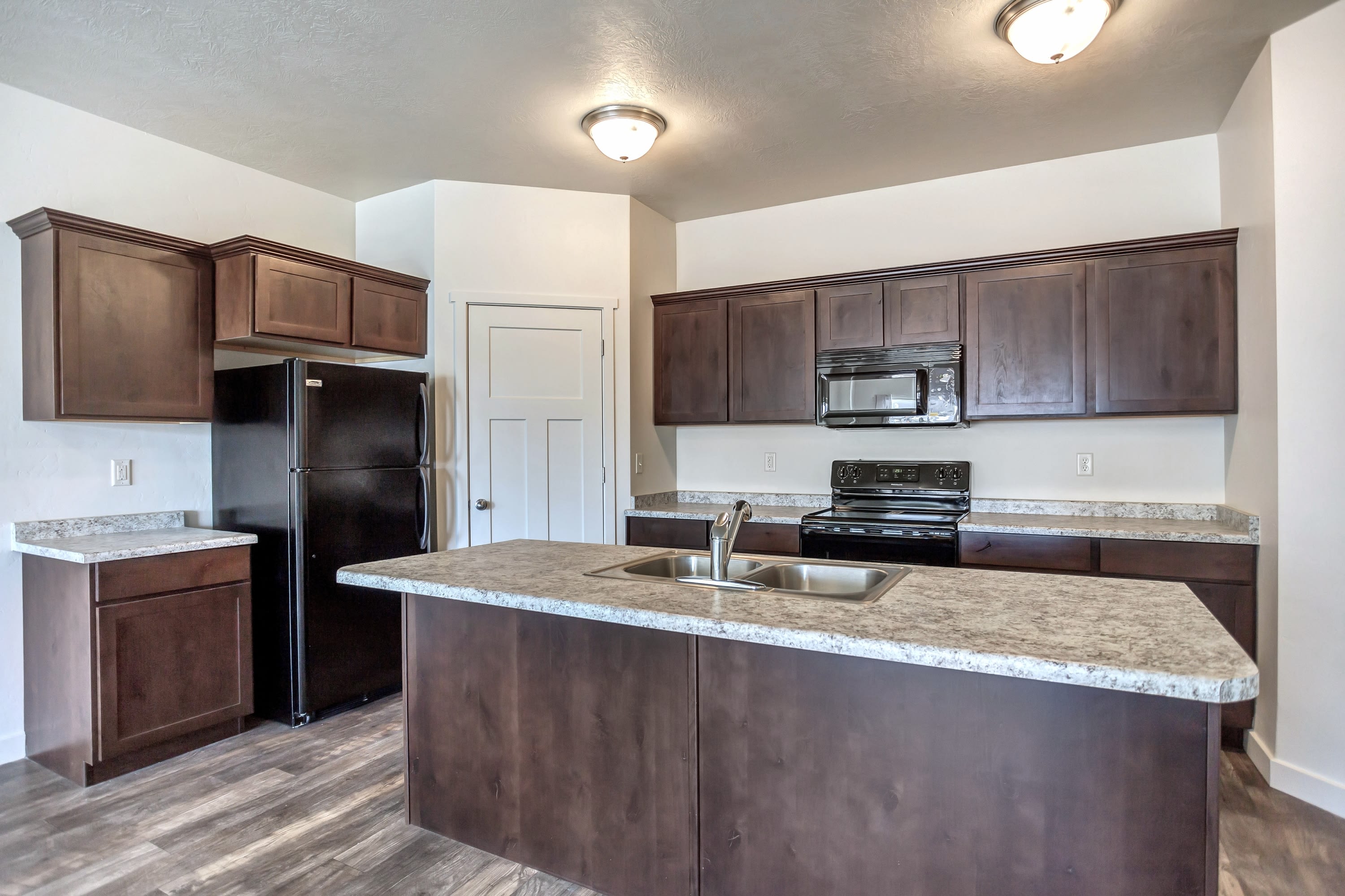 5667 W. Island Ridge Drive – photo 5
