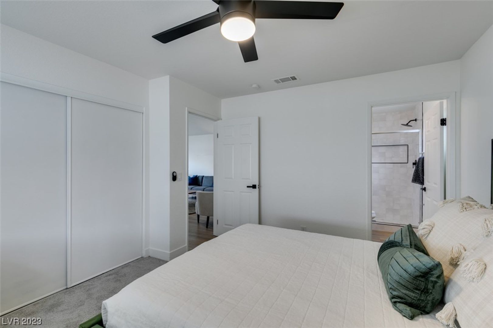 **COMING SOON** Beautifully Remodeled 3 Bedroom Home in Henderson – photo 3