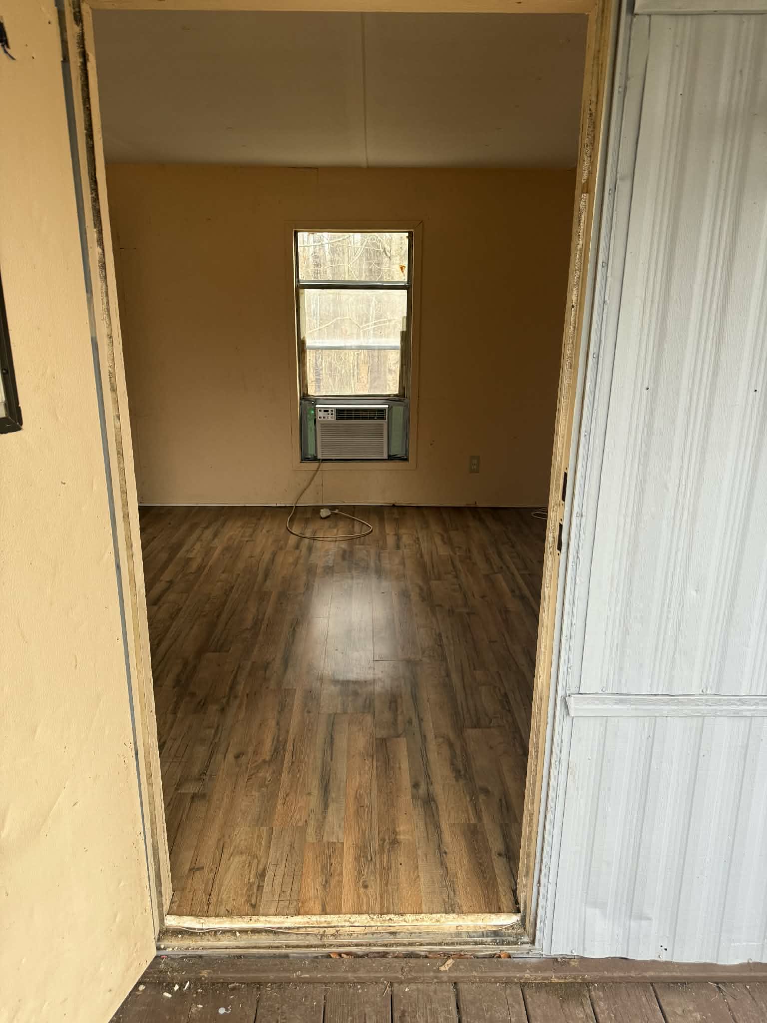 1380 Mapleash Avenue – photo 2