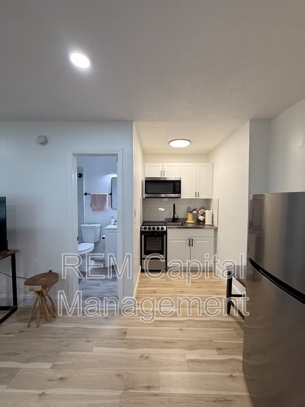 232 30Th Ave N – photo 3