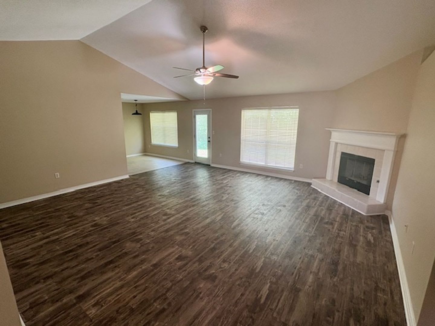 3-Bedroom Home for Rent in Indian Woods – photo 2