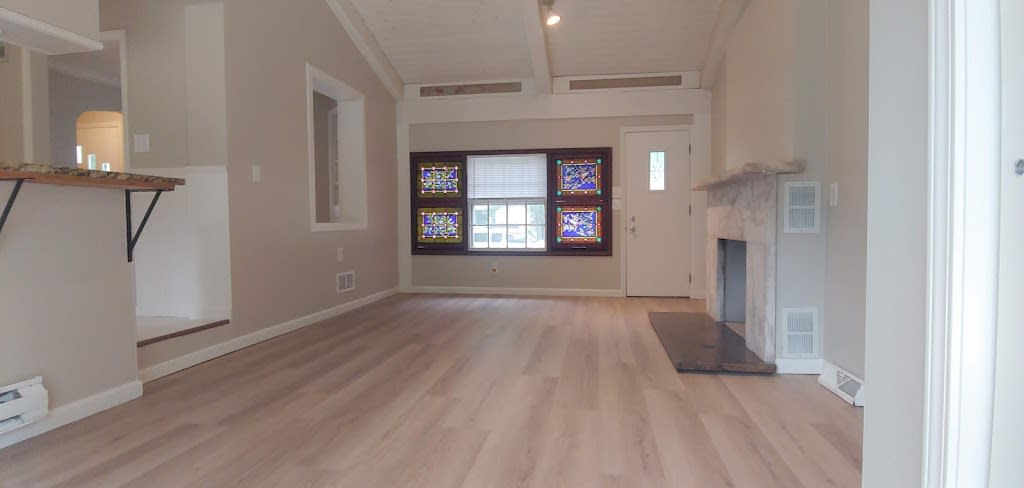 4425 North 105Th Street – photo 4