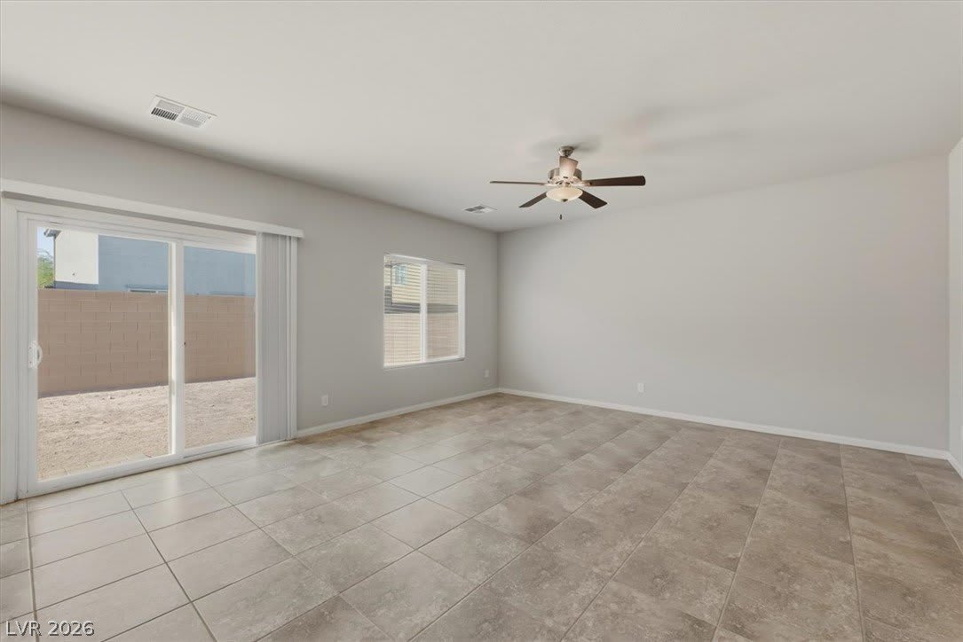 1058 Willow Berry Avenue – photo 4