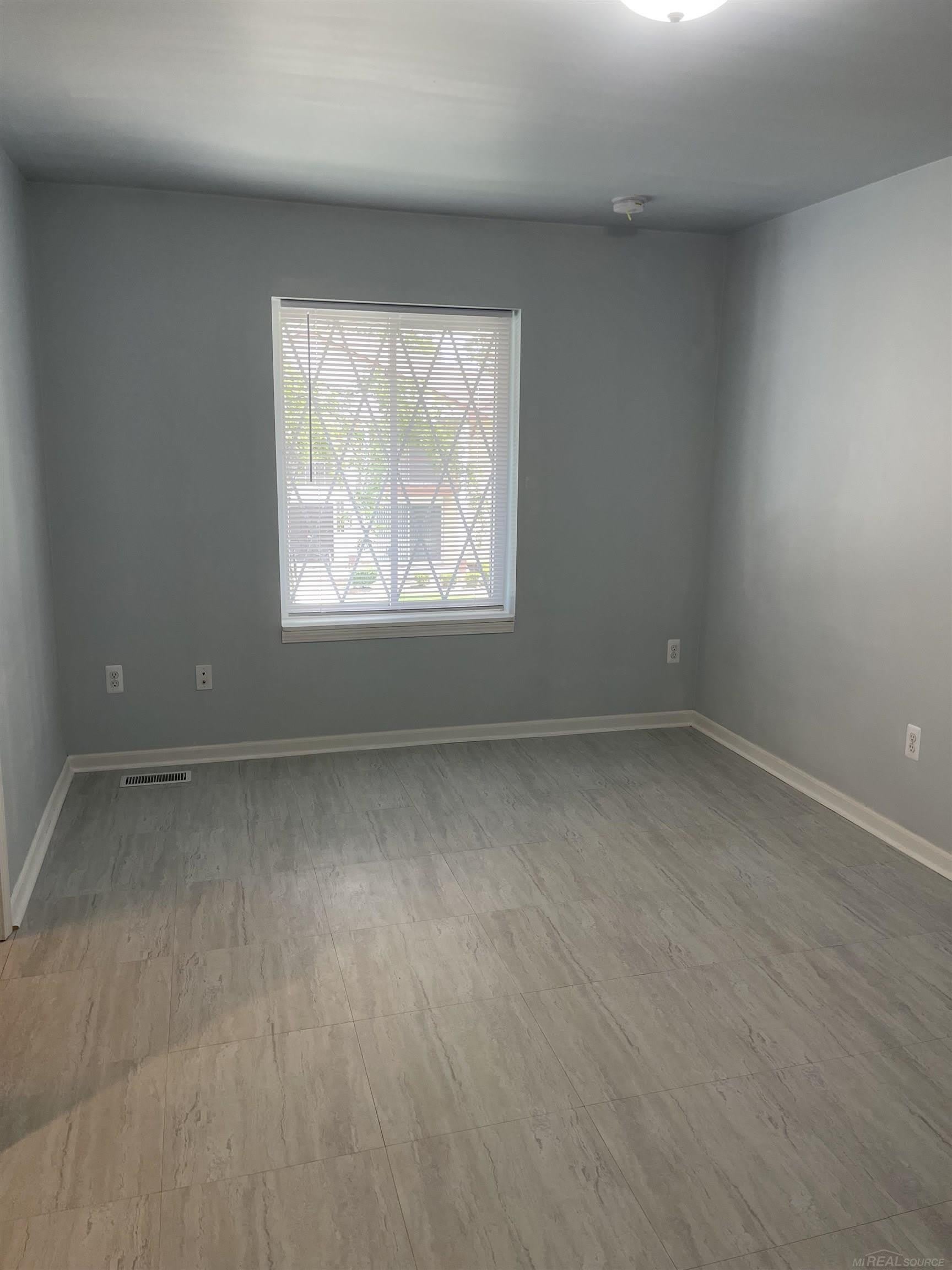 29264 Gloede # 3 Street – photo 4