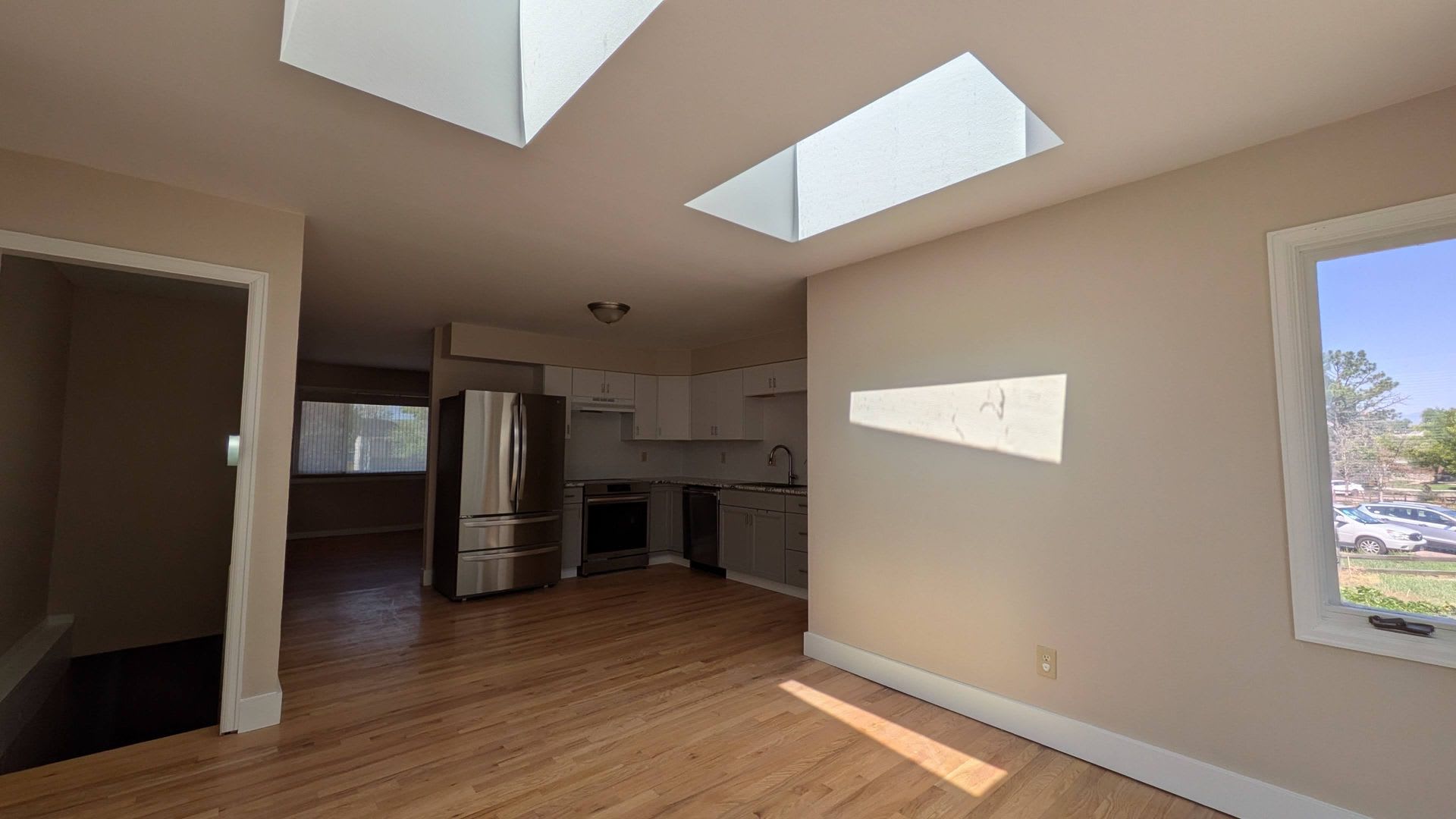 Spacious 4-Bedroom Ranch on Large Lot with Finished Basement – photo 4