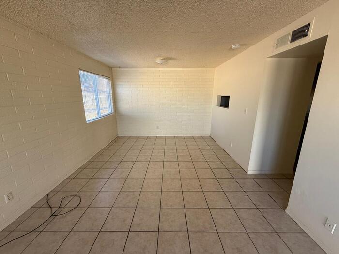 2048 11th Street – photo 3