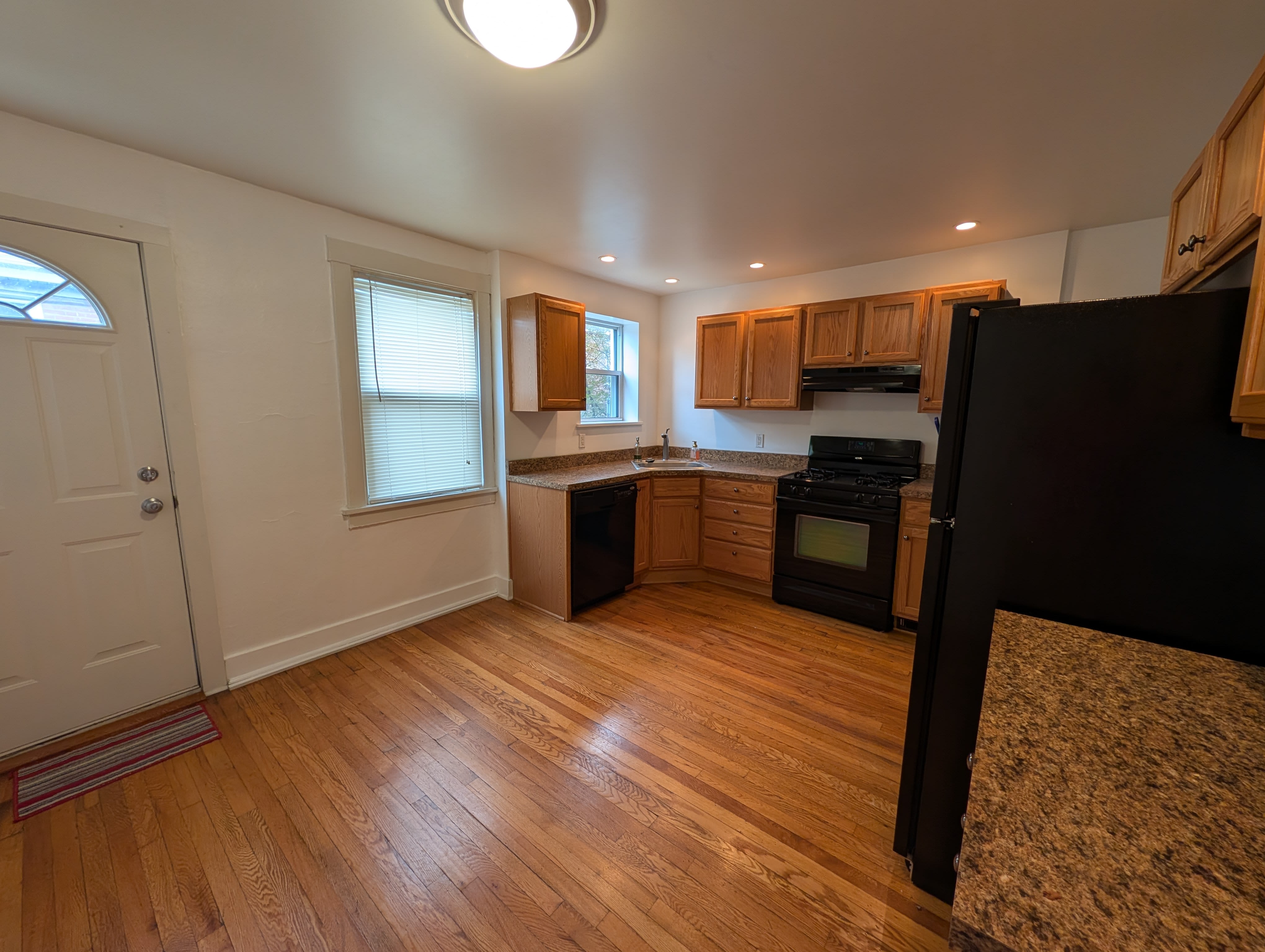 4213 Post St – photo 4