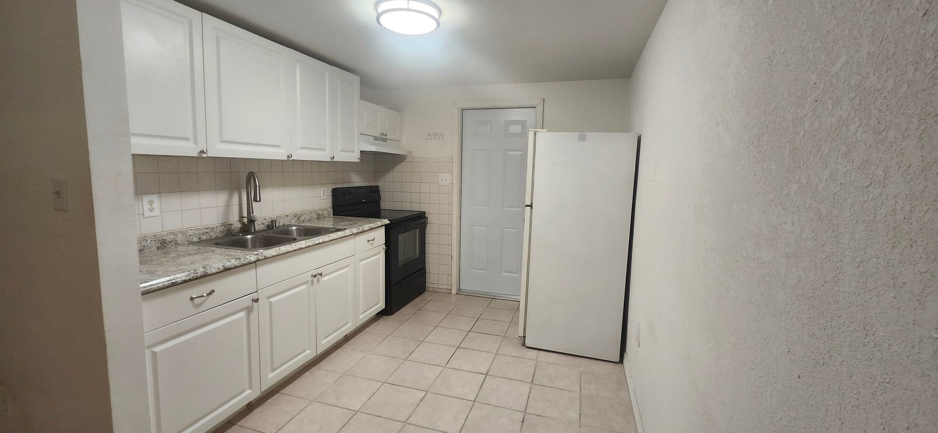 Charming 2 bedroom, 1 Bath – photo 4