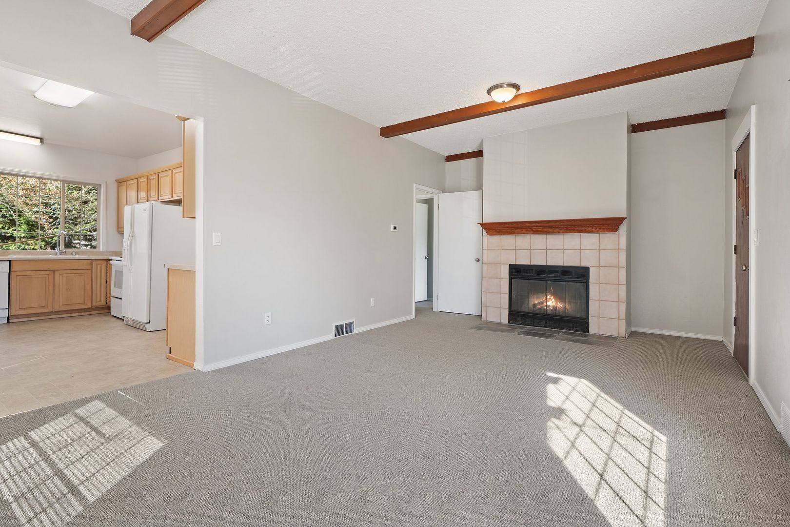 Tri-Level Home with Fenced Yard in West Bremerton – photo 3