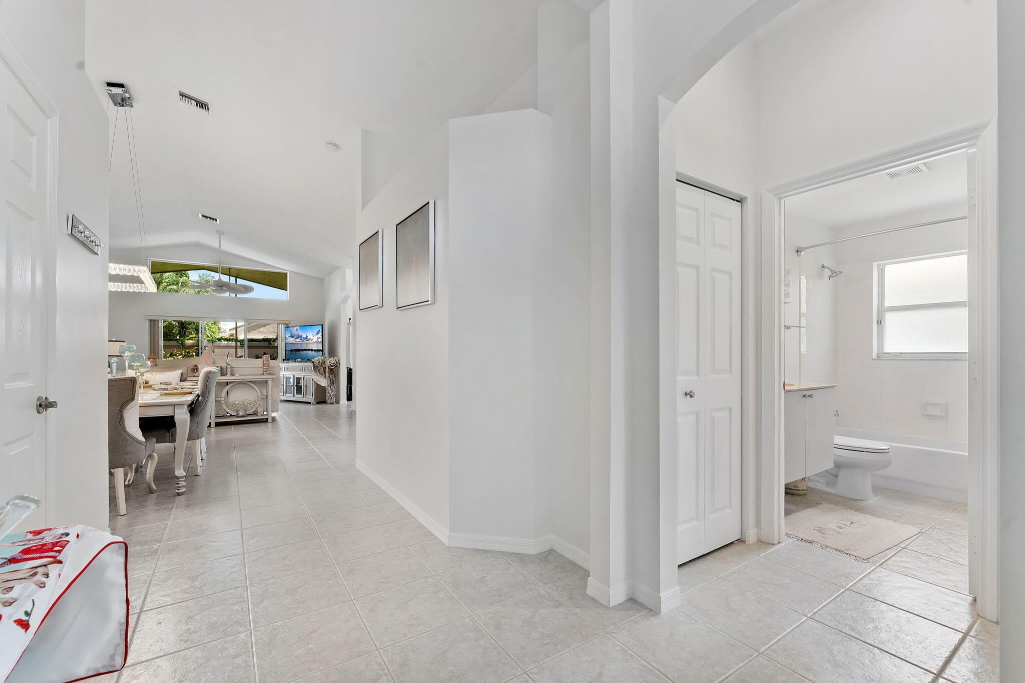 6887 Viale Elizabeth – photo 3