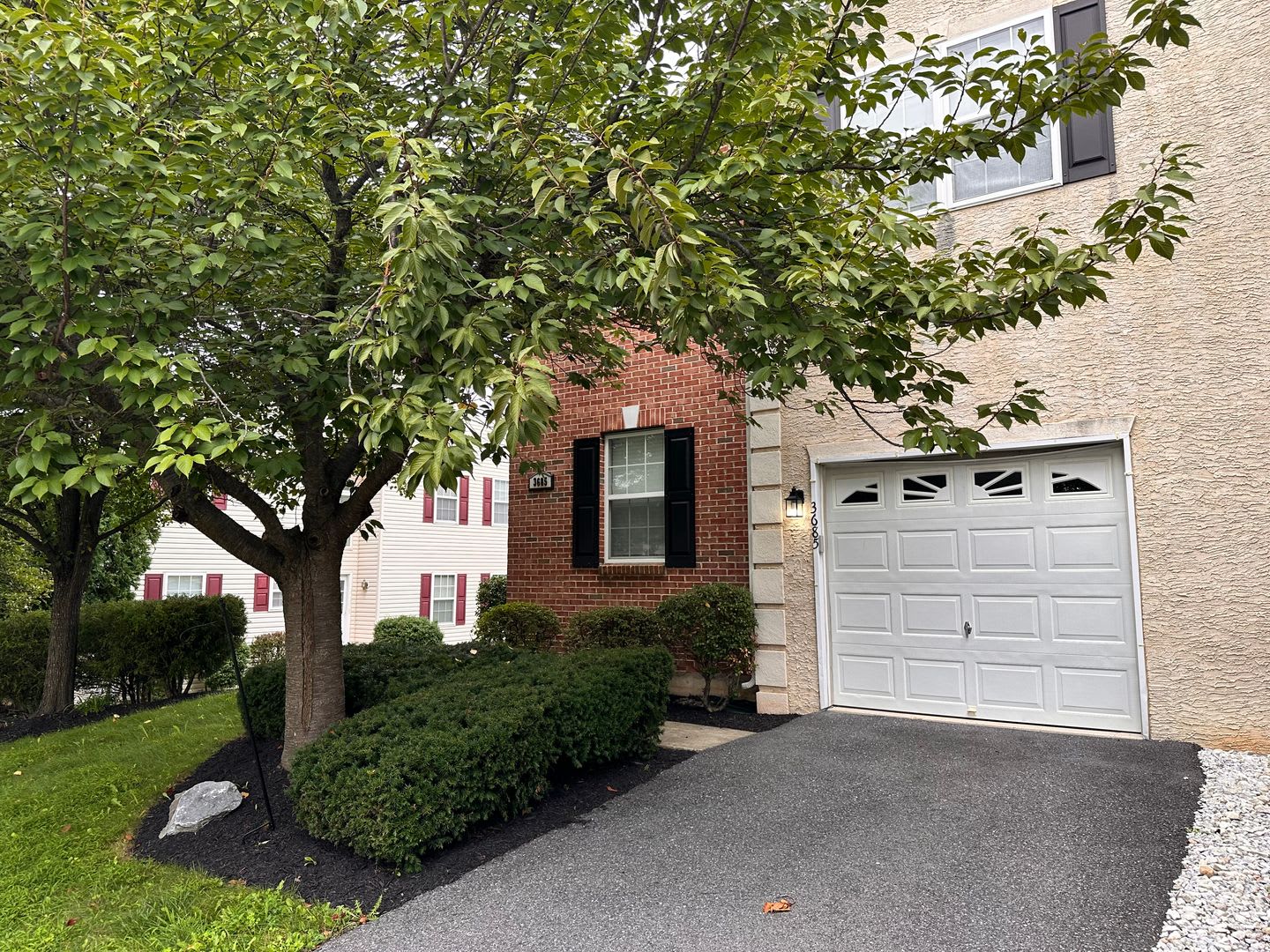 Macungie-Hills at Lockridge 3 Bedroom, 2.5 Bath – photo 2