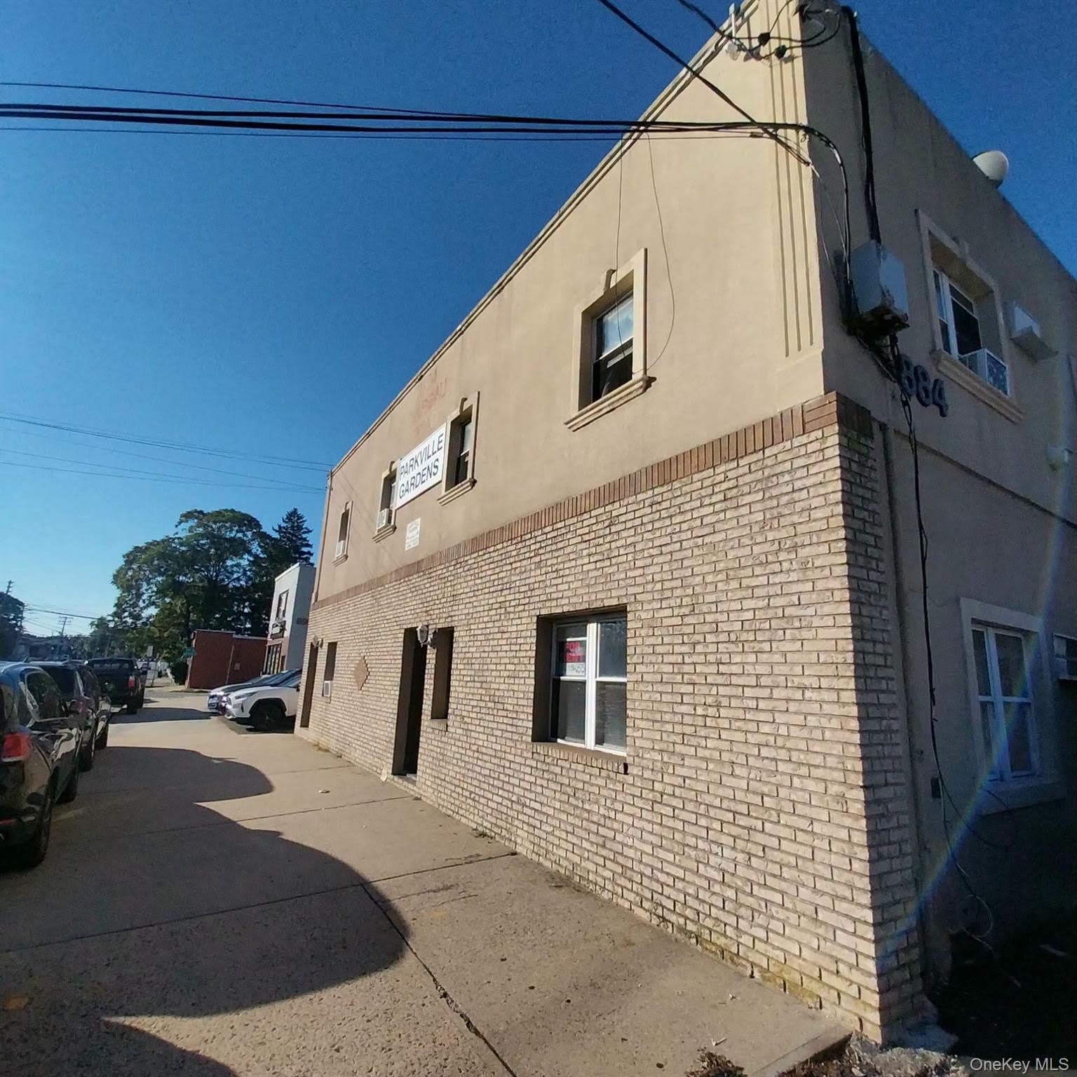 884 NASSAU – photo 2