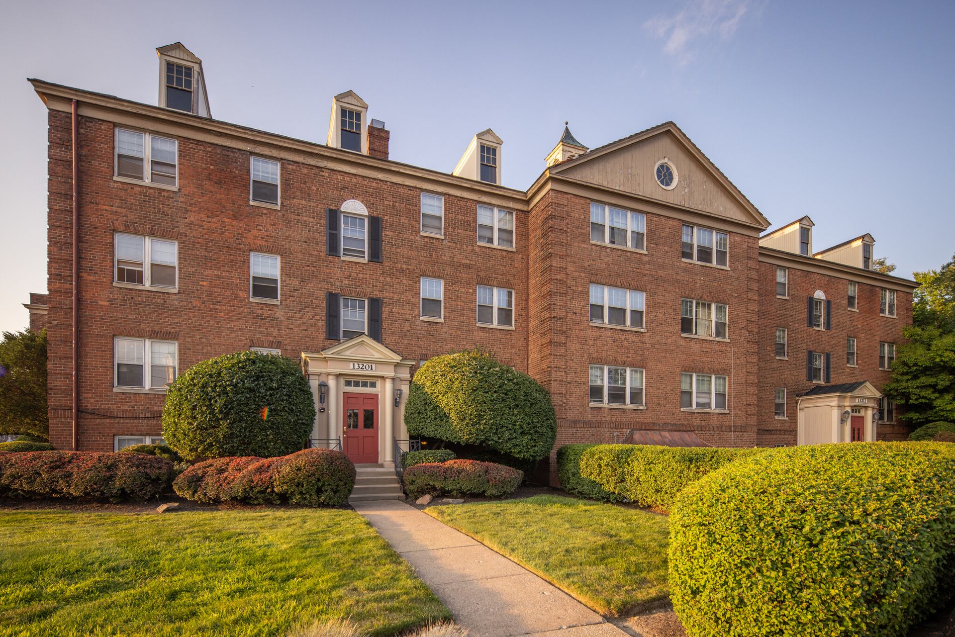 18033 Chagrin Boulevard – photo 3
