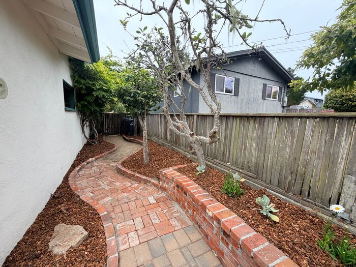 922 Maple Street – photo 2