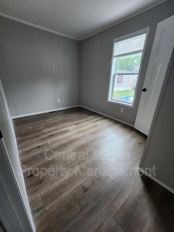13 Austin Dr. – photo 4