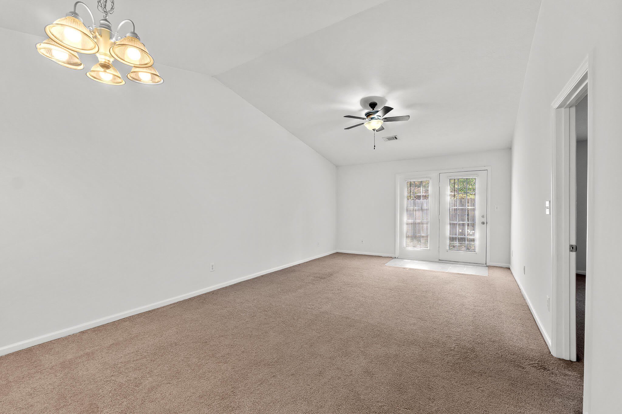 130 Bennington Lane – photo 4