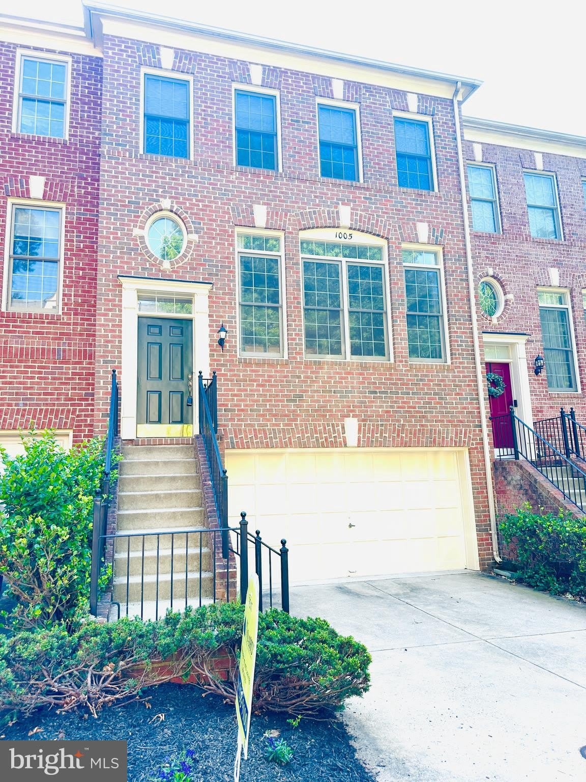 1005 GRAND OAK Way – photo 1