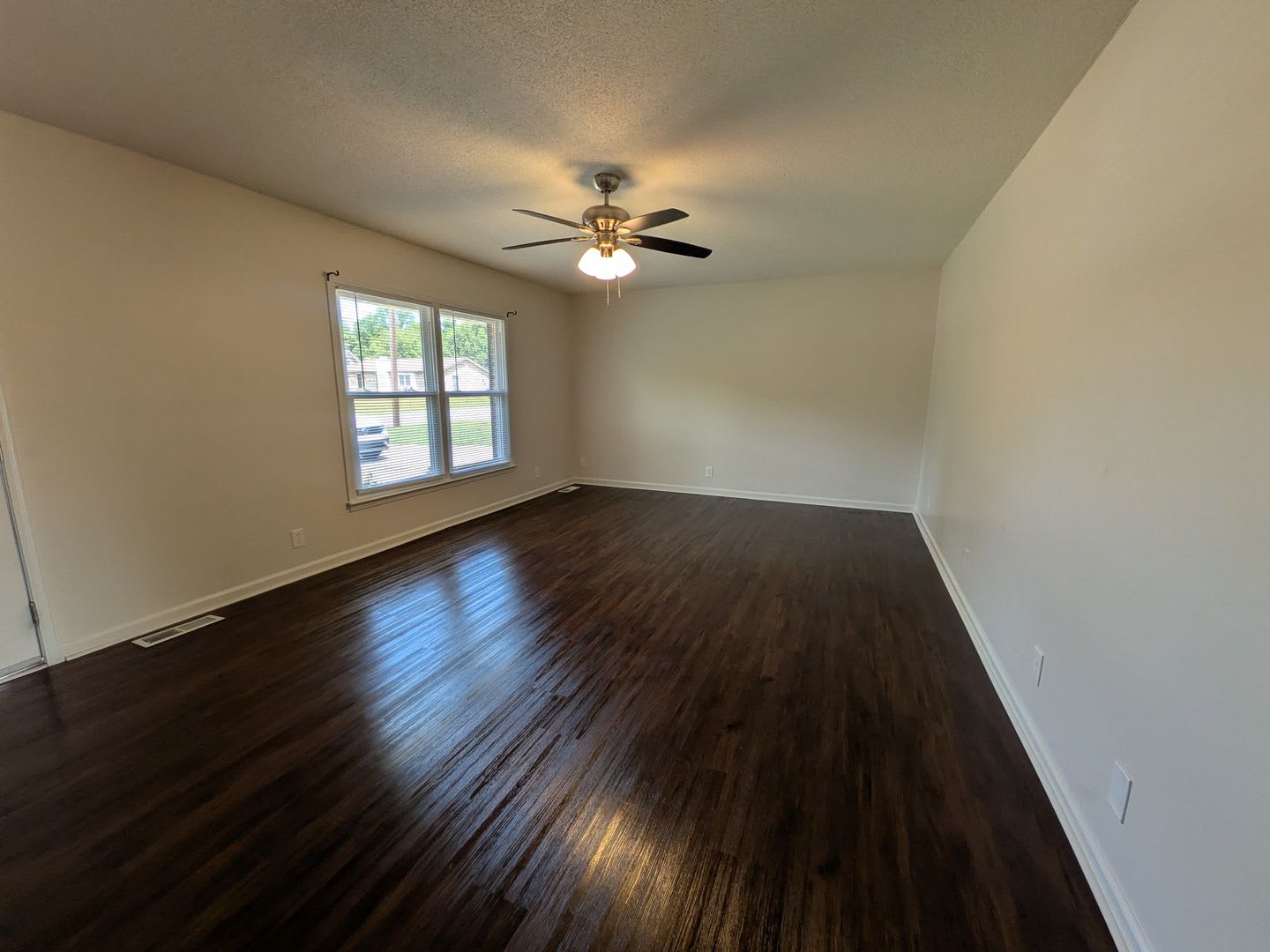 809 Margret Rd. – photo 3