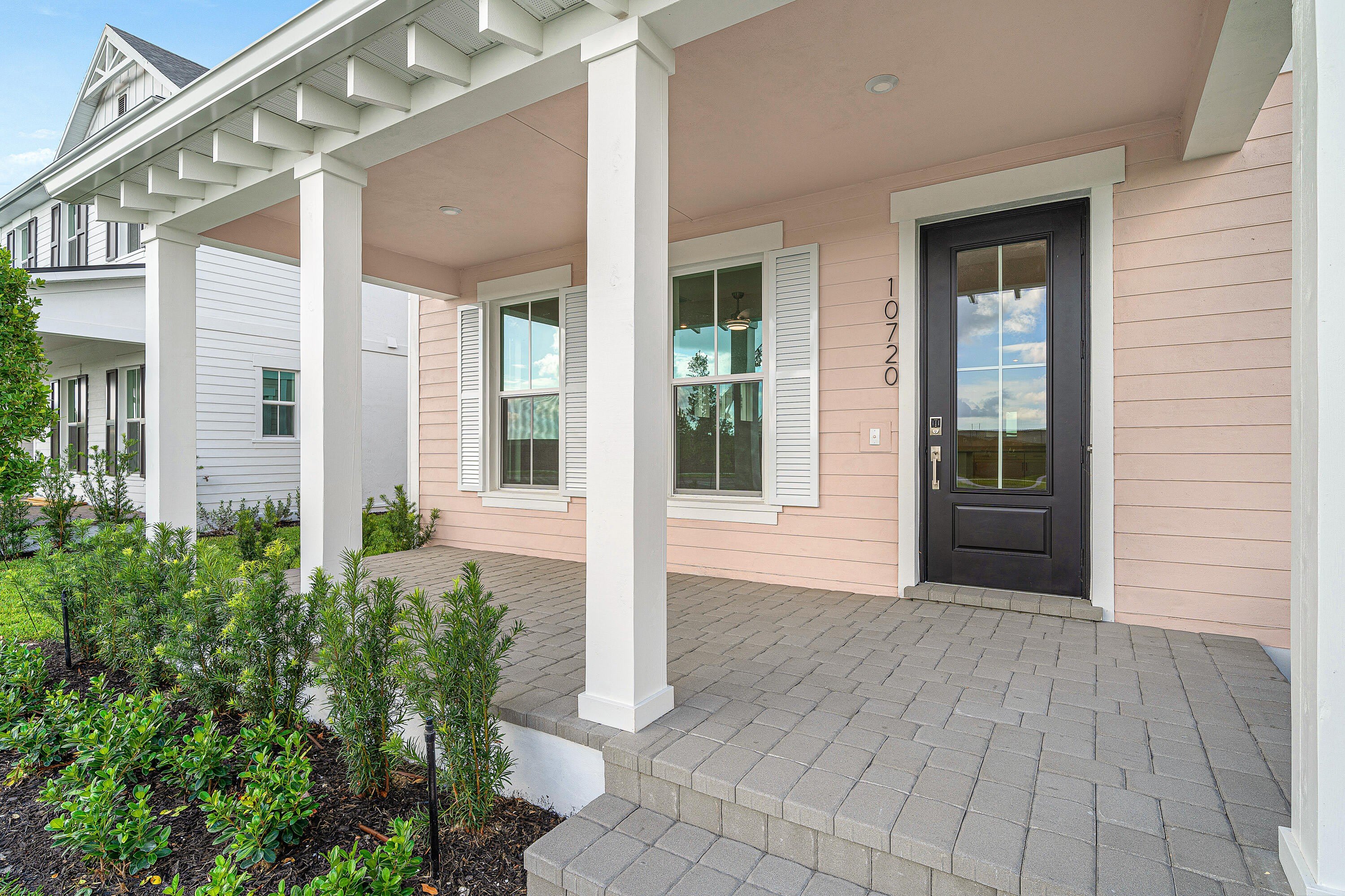 10720 SW Pioneer Parkway – photo 4