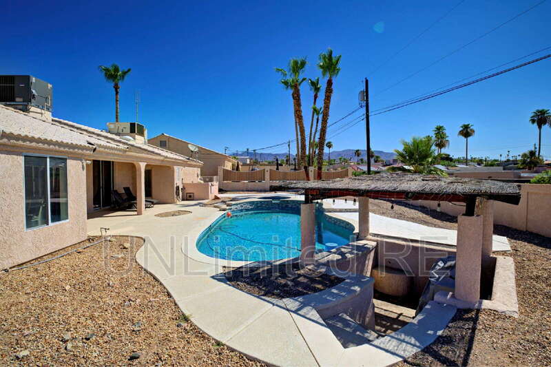 304 Acoma Blvd S – photo 5