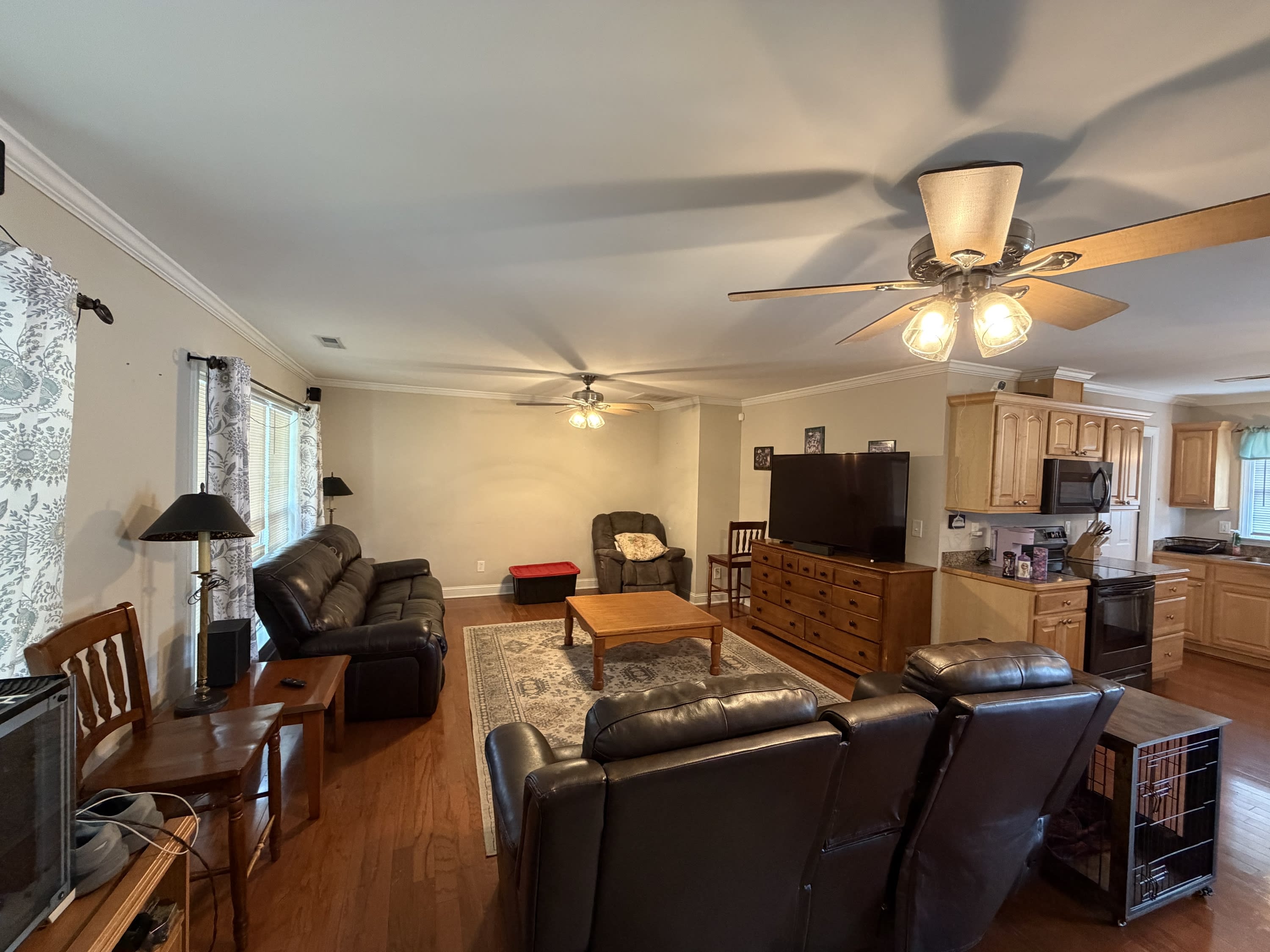 3710 Robinson Street – photo 5