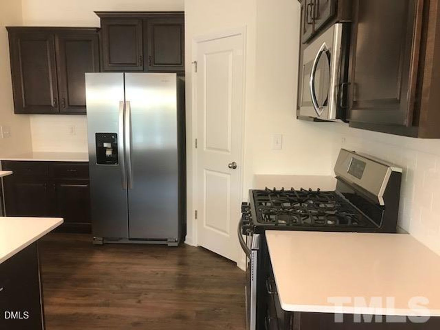 6039 Beale Loop – photo 3