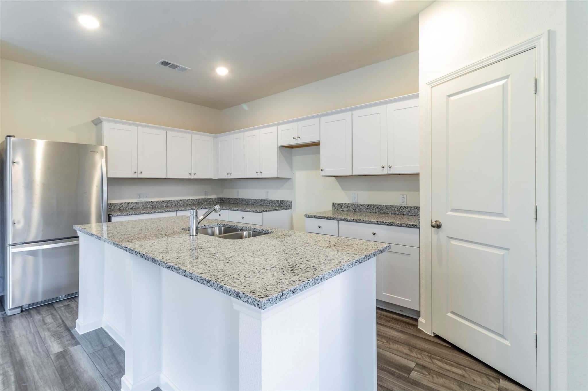1862 Mccree Street – photo 5