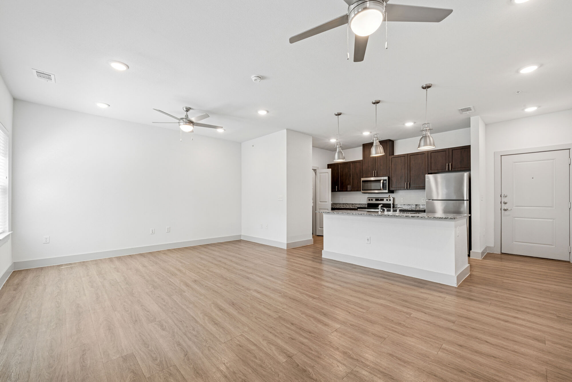 Plum Tree Apartments – photo 2