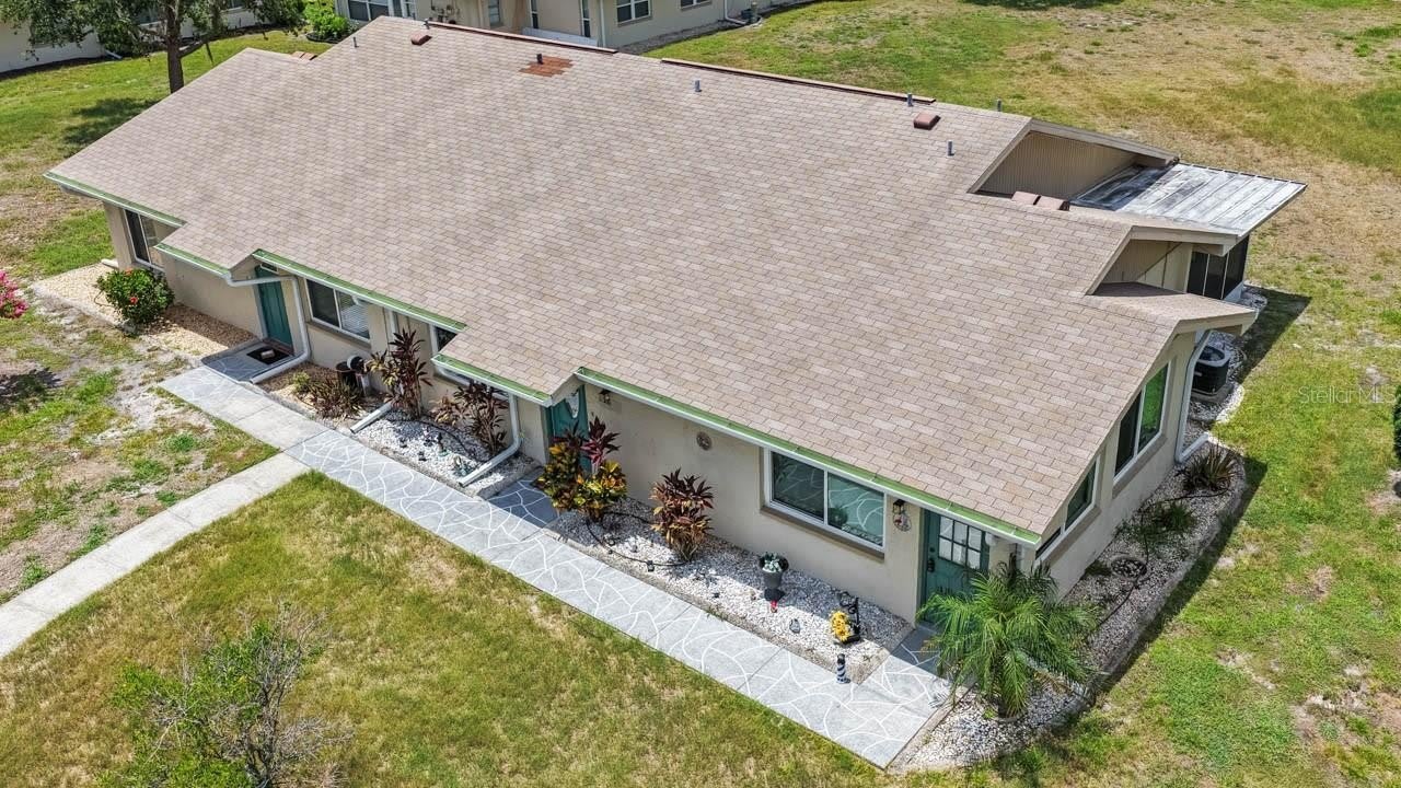 1906 CANTERBURY Lane – photo 2