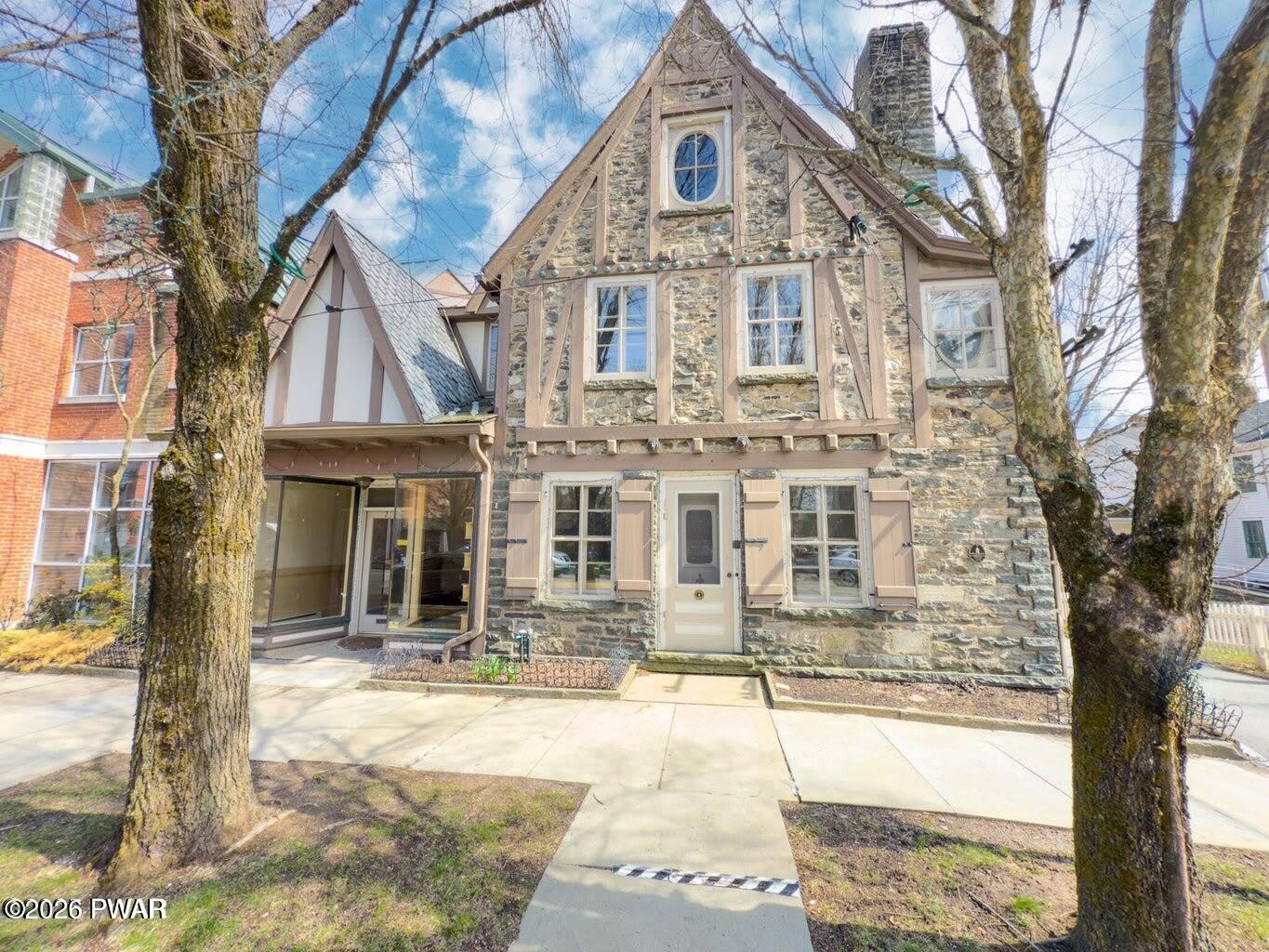 219 Broad Street – photo 1