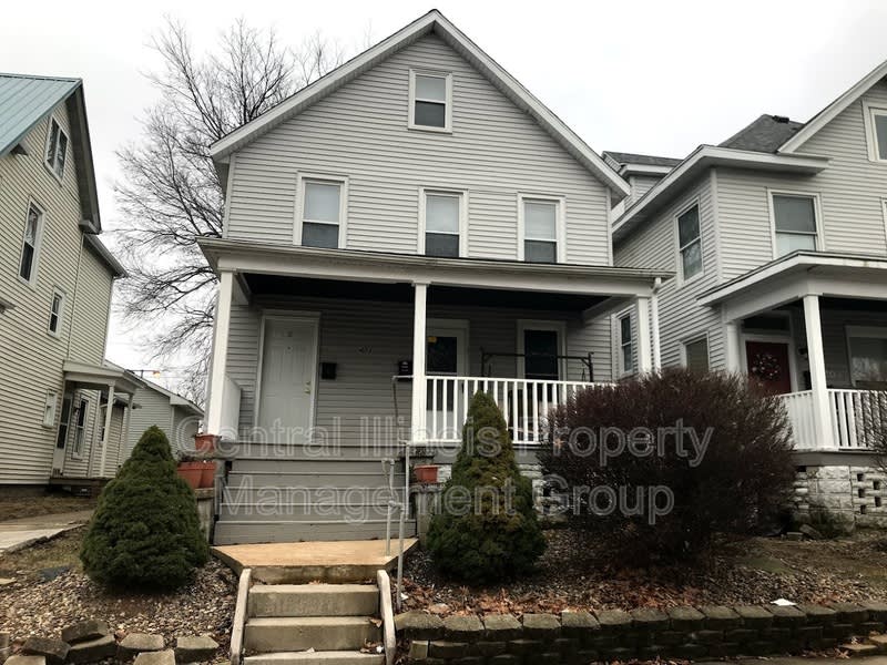 403 1/2 E. Monroe – photo 2