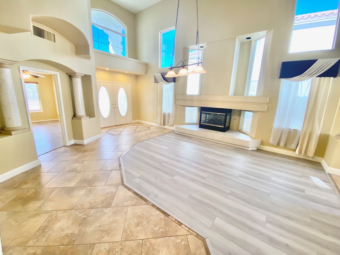 IMMACULATE 5 BEDROOM / 2.5 BATHROOM 2 STORY HOME W/ POOL & SPA, W/2 CAR GARAGE – photo 2